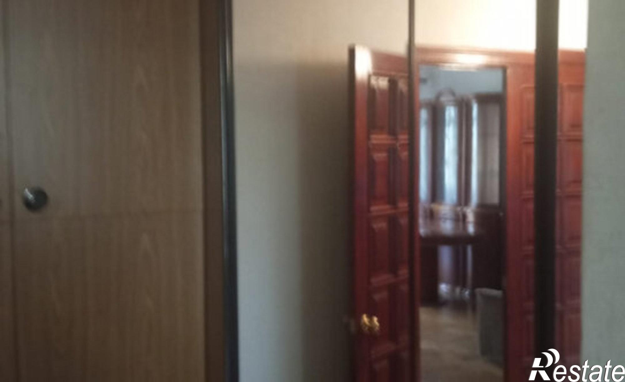 Купить квартиру за 10 000 000 рублей на ул им.60-летия Октября, 22а