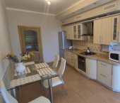 2-комн, 77кв м, этаж 3/5 проспект Ленина, 68 к17