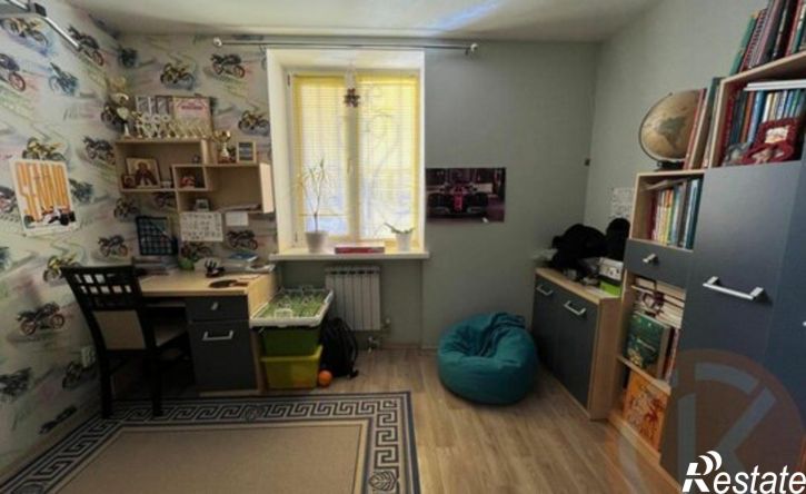 4-комн квартира ул Кропоткина, 63А,  д. 63А