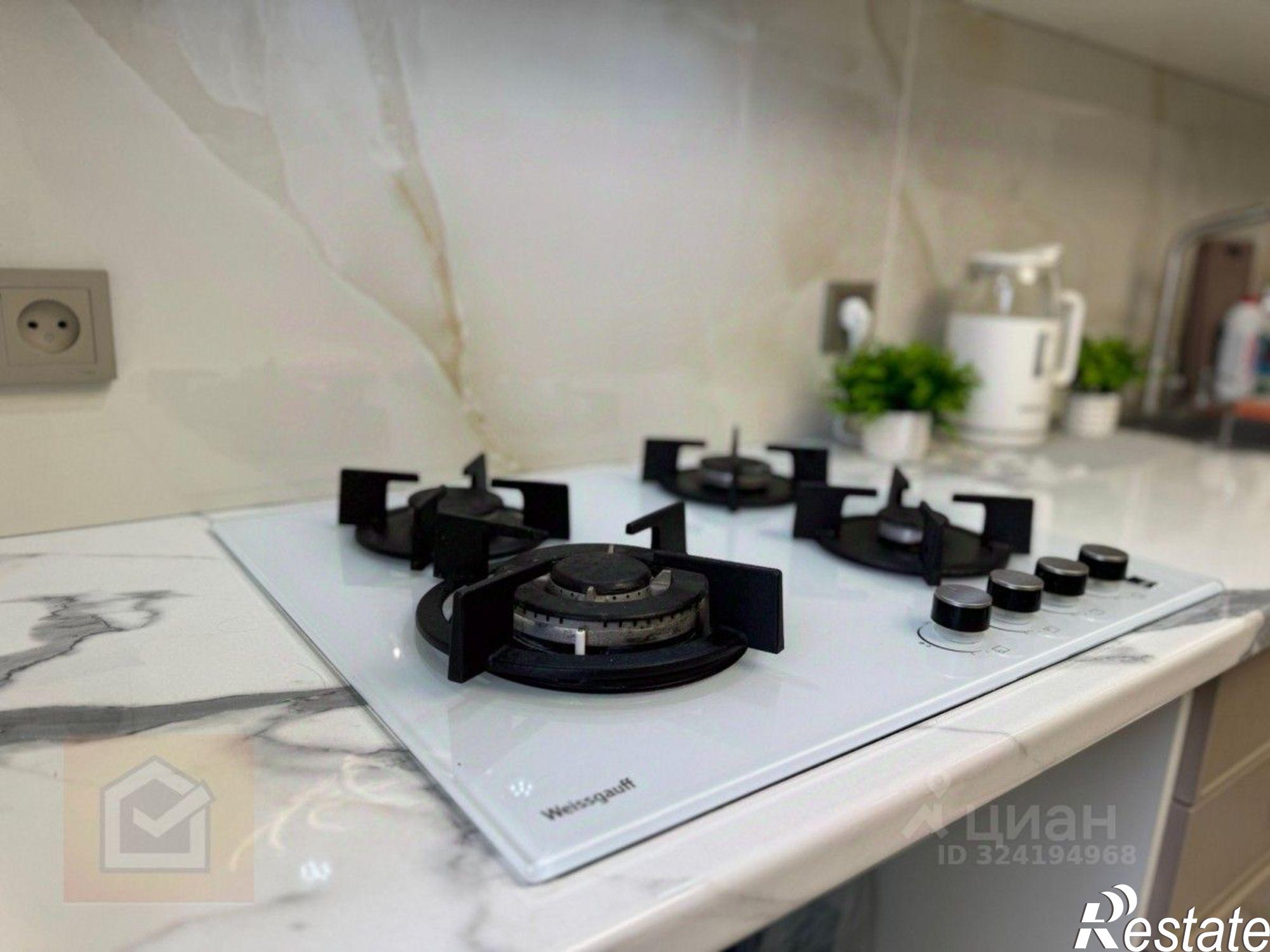 Купить квартиру за 8 100 000 рублей на Интернациональная улица, 81