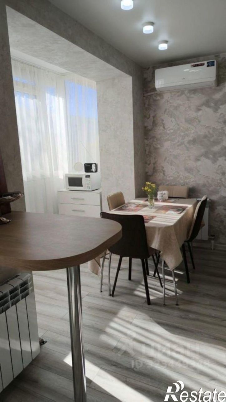 3-комн квартира улица Демышева, 156,  д. 156