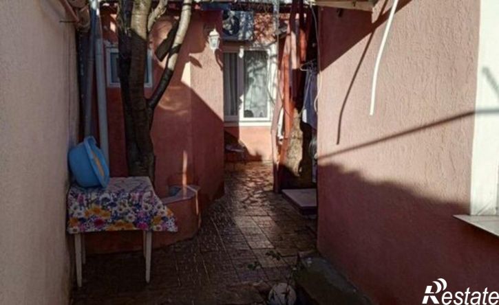 3-комн квартира ул Ивана Петриченко, 10,  д. 10