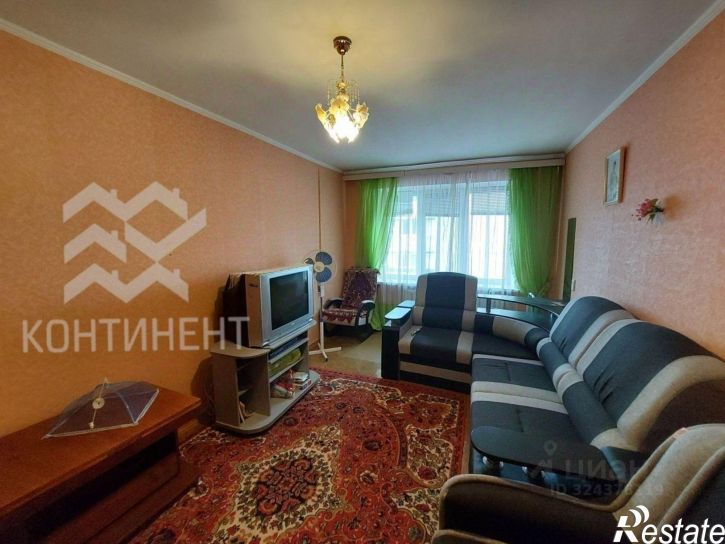 3-комн квартира пр-кт Победы, 33,  д. 33