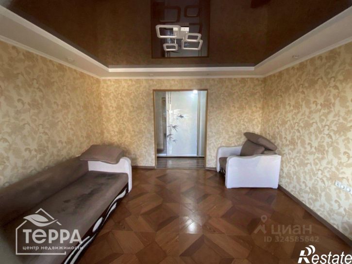 3-комн квартира ул им.60-летия ВЛКСМ, 10,  д. 10