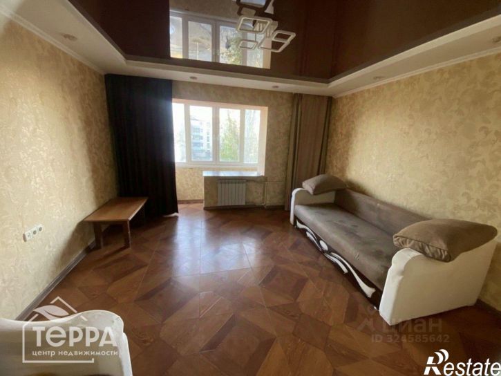 3-комн квартира ул им.60-летия ВЛКСМ, 10,  д. 10