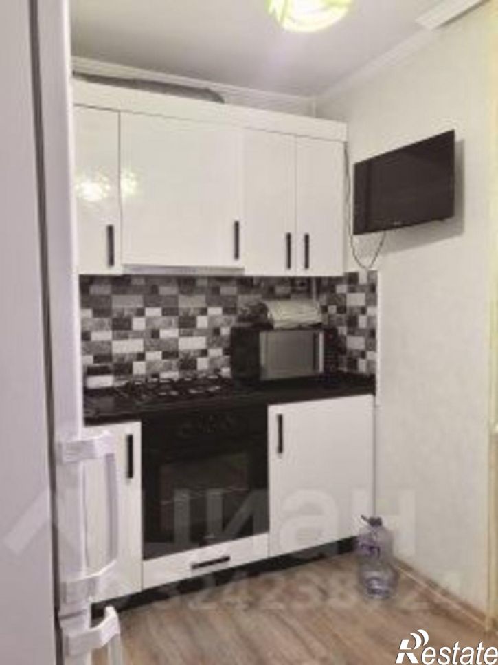 3-комн квартира Колхозная улица, 4,  д. 4