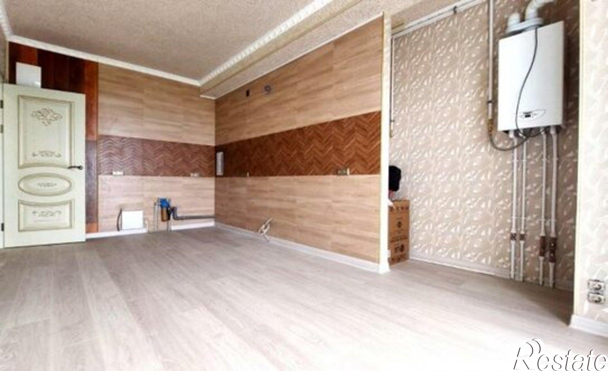 Купить квартиру за 14 000 000 рублей на ул Полупанова, 38/162