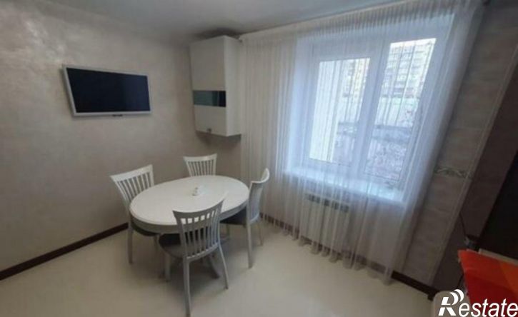 2-комн квартира пр-кт Победы, 63,  д. 63