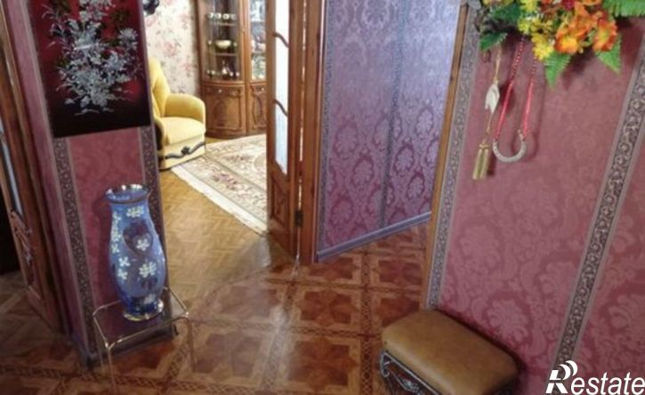 4-комн квартира улица Некрасова, 92,  д. 92