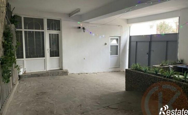 3-комн квартира улица Революции, 17,  д. 17