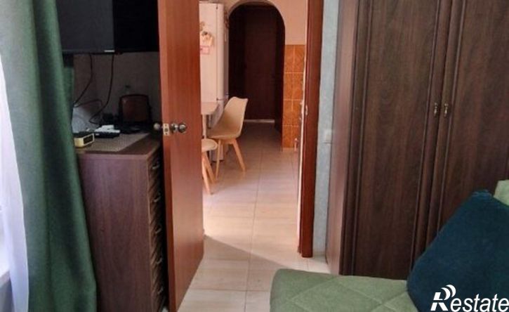 3-комн квартира ул Толстого, 8,  д. 8