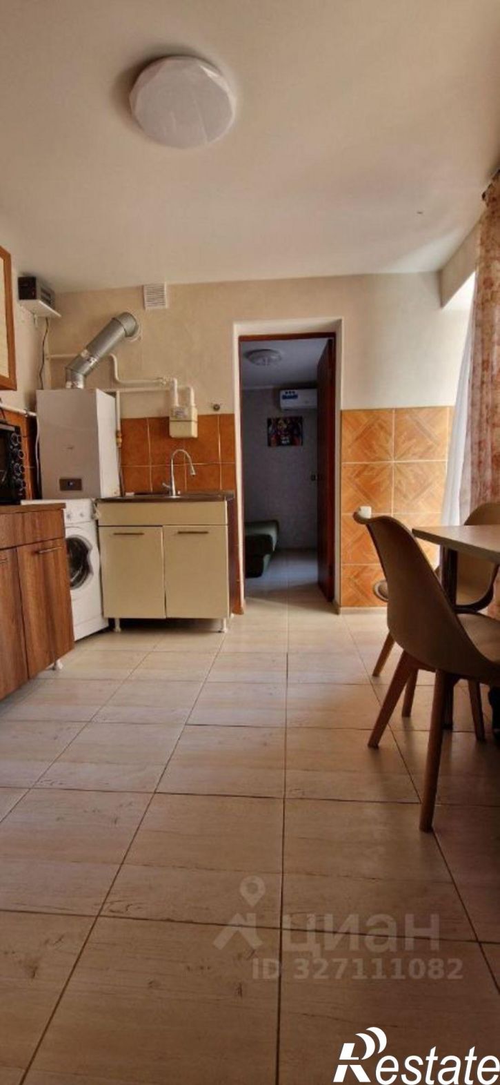 3-комн квартира ул Толстого, 8,  д. 8