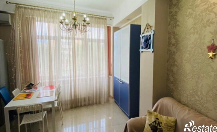 3-комн квартира улица Полупанова, 27А,  д. 27А