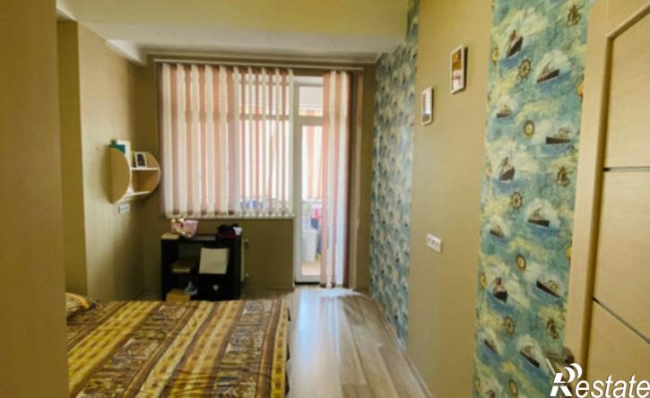 3-комн квартира улица Полупанова, 27А,  д. 27А