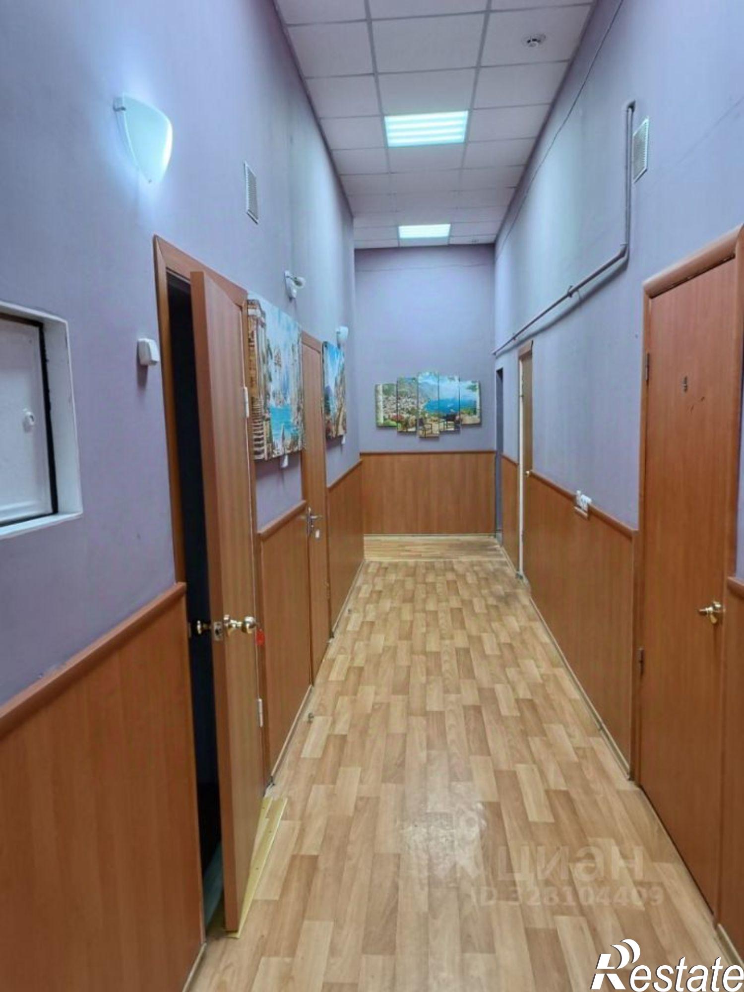Купить офис, помещение под офис за 24 225 100 рублей на ул Матвеева, 10/17