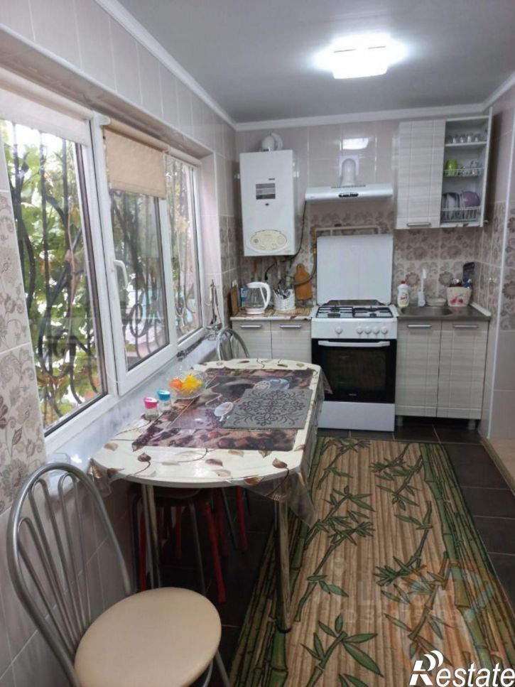 3-комн квартира улица Революции, 27,  д. 27