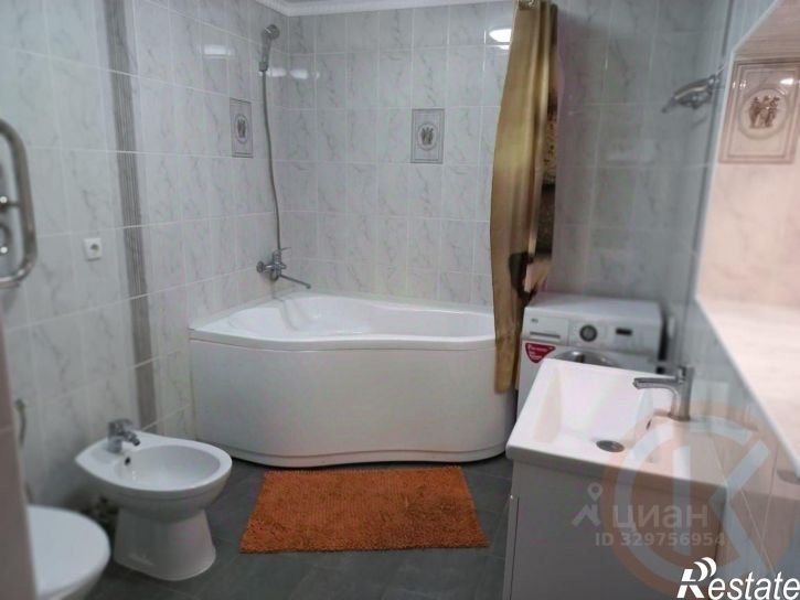 3-комн квартира улица Революции, 27,  д. 27