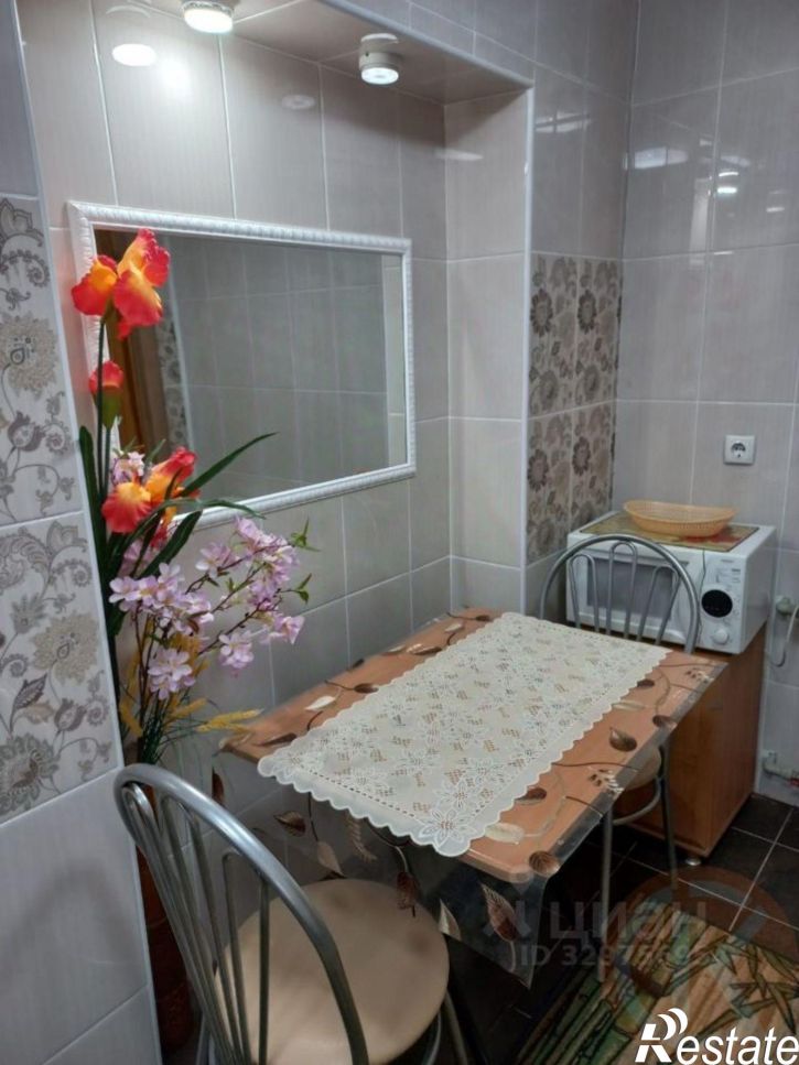 3-комн квартира улица Революции, 27,  д. 27