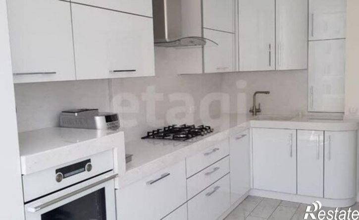 2-комн квартира пр-кт Победы, 85А,  д. 85А