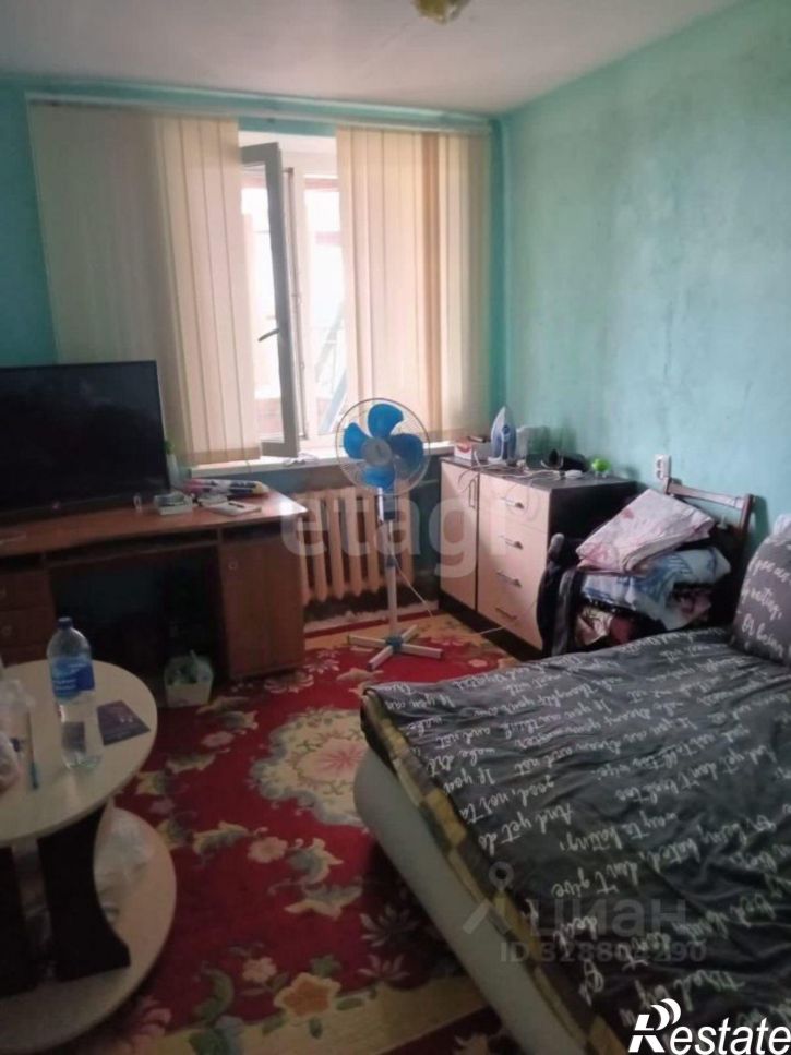 4-комн квартира улица 60-летия Октября, 22А,  д. 22А