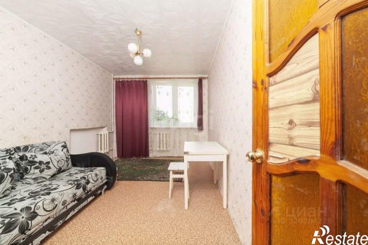 2-комн квартира улица Конституции, 32,  д. 32