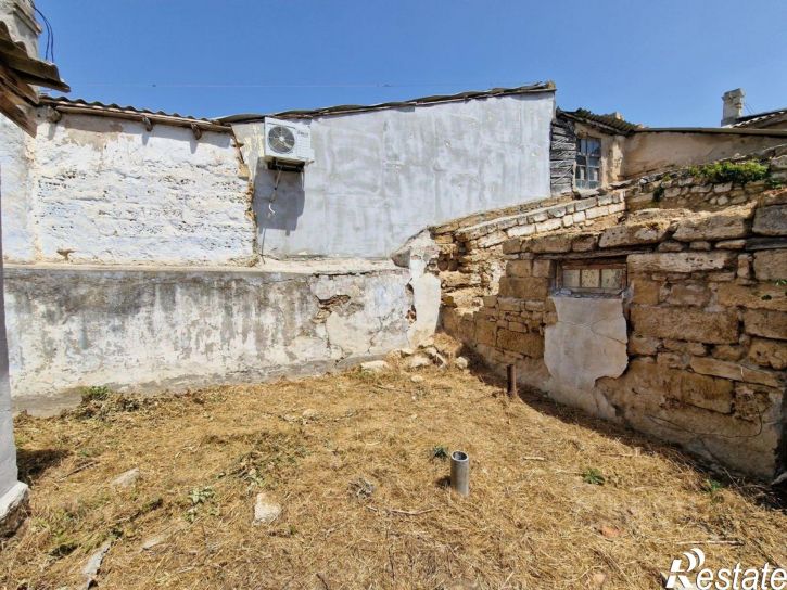 3-комн квартира улица Краевского, 13,  д. 13