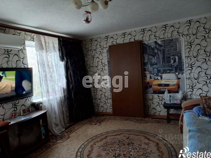 Комната улица Казаса, 83,  д. 83