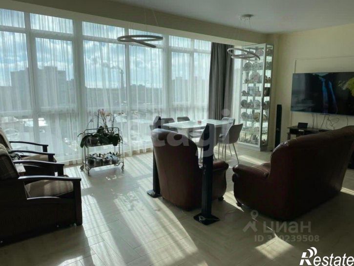 2-комн квартира пр-кт Победы, 53,  д. 53