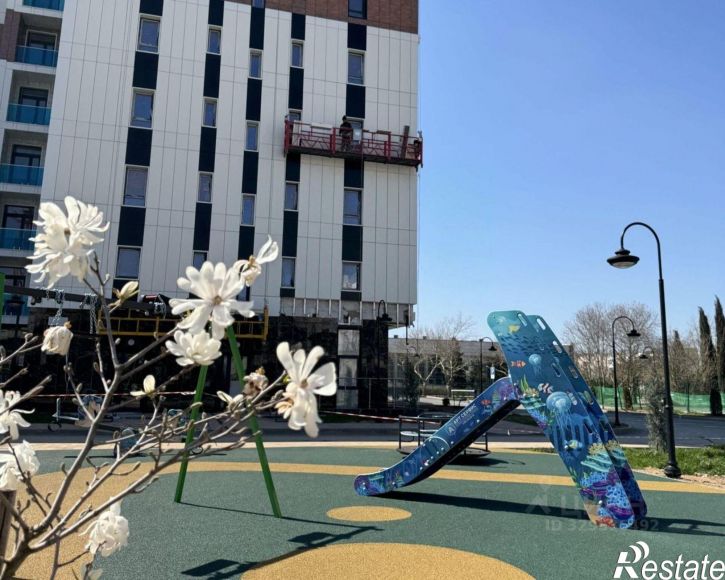 2-комн квартира проспект Победы, 4,  д. 4