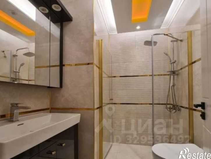 2-комн квартира проспект Победы, 4,  д. 4