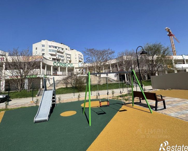 2-комн квартира проспект Победы, 4,  д. 4
