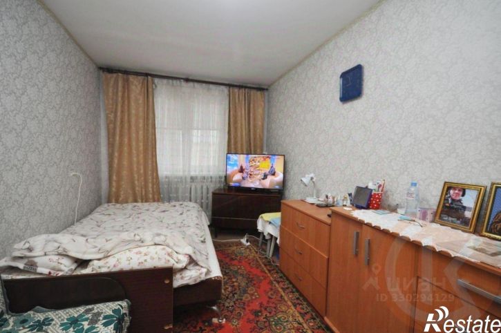 Комната улица Конституции, 32,  д. 32