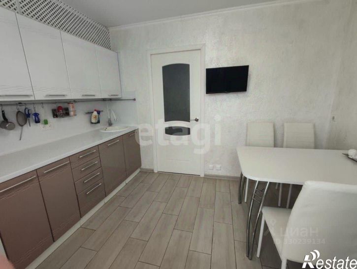3-комн квартира улица Чапаева, 79,  д. 79