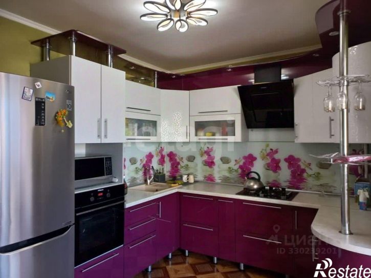 3-комн квартира ул им.9-го Мая, 126,  д. 126