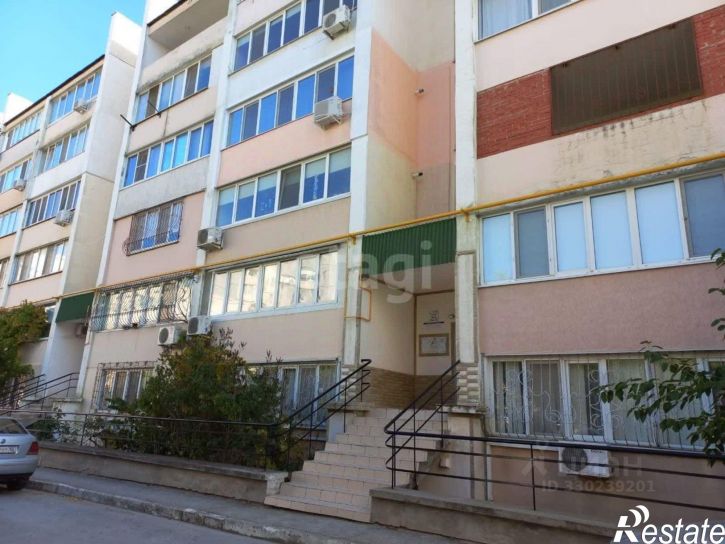 3-комн квартира ул им.9-го Мая, 126,  д. 126