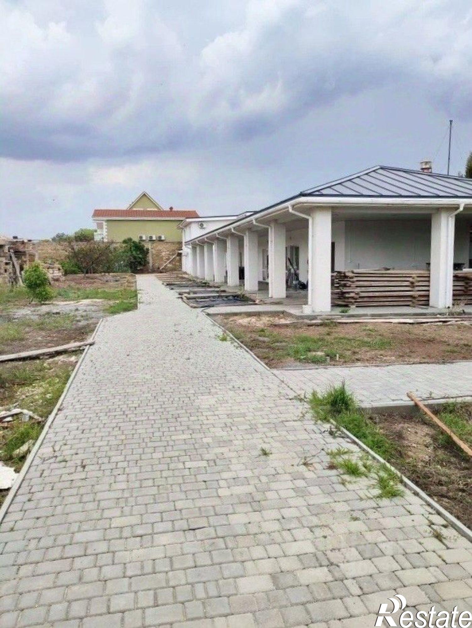 Купить дачу, дом, коттедж за 46 000 000 рублей на Фруктовый пер, 1