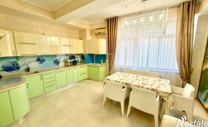 3-комн квартира ул Полупанова, 27А,  д. 27А