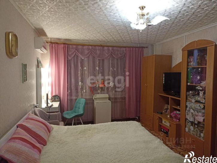 2-комн квартира ул Героев-Десантников, 1,  д. 1