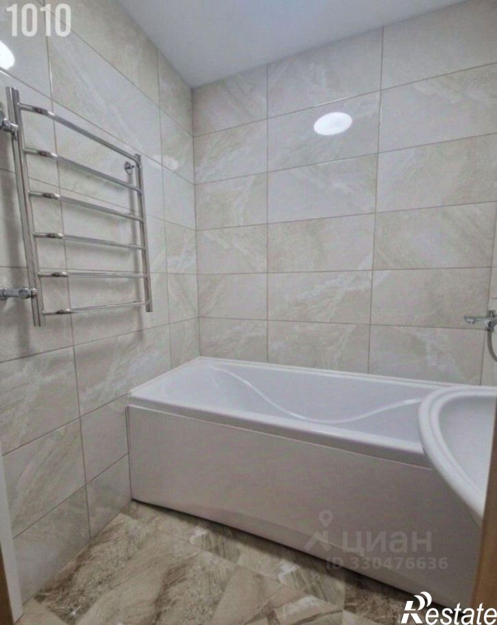 2-комн квартира улица 60-летия Октября, 22А,  д. 22А