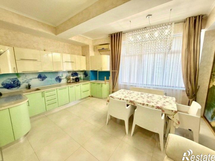 3-комн квартира ул Полупанова, 27А,  д. 27А