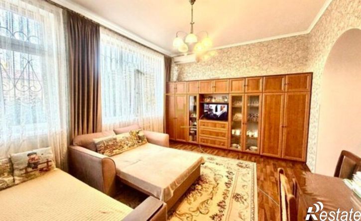 2-комн квартира пр-кт Победы, 85,  д. 85