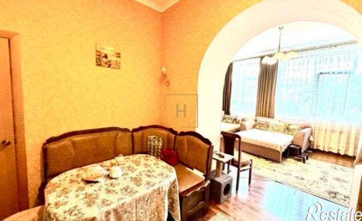 2-комн квартира пр-кт Победы, 85,  д. 85