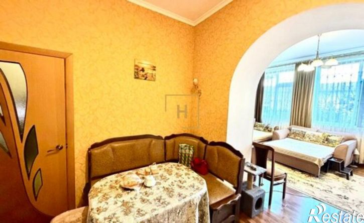 2-комн квартира пр-кт Победы, 85,  д. 85