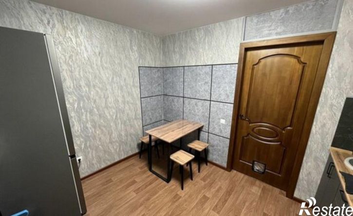 3-комн квартира ул им.60-летия Октября, 28,  д. 28