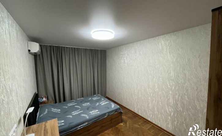 3-комн квартира ул им.60-летия Октября, 28,  д. 28
