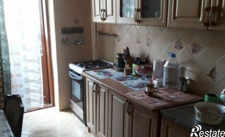 4-комн квартира ул им.60-летия Октября, 14а,  д. 14а