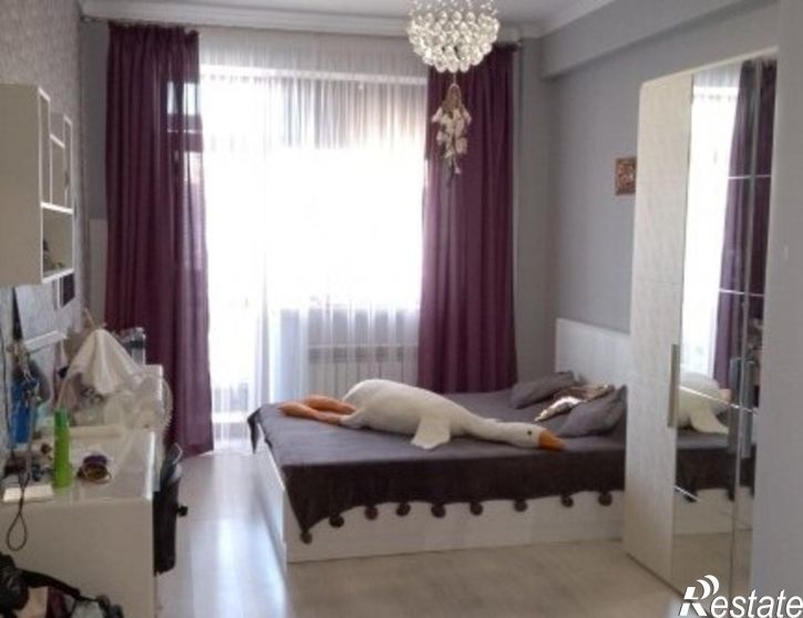 4-комн квартира пр-кт Победы, 53,  д. 53