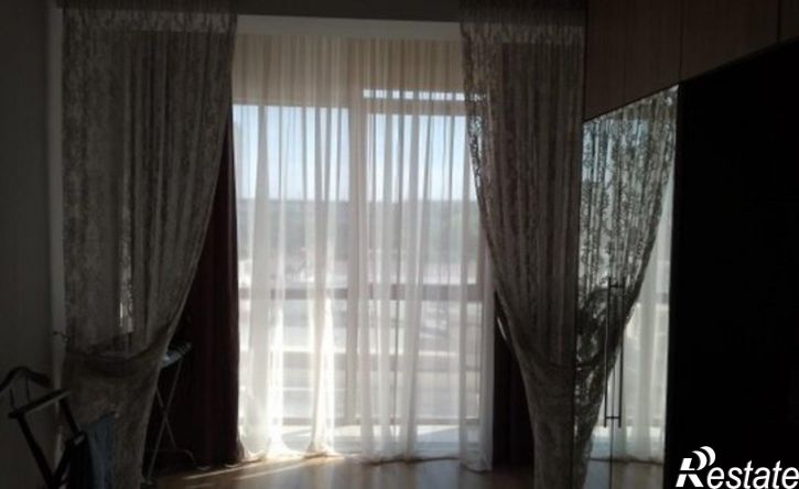 4-комн квартира пр-кт Победы, 53,  д. 53