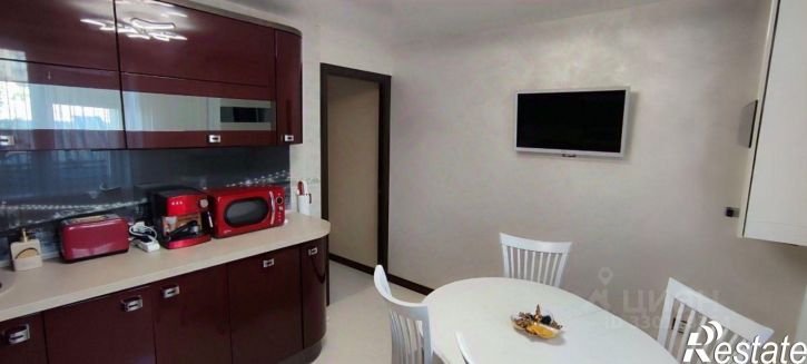 2-комн квартира проспект Победы, 65,  д. 65