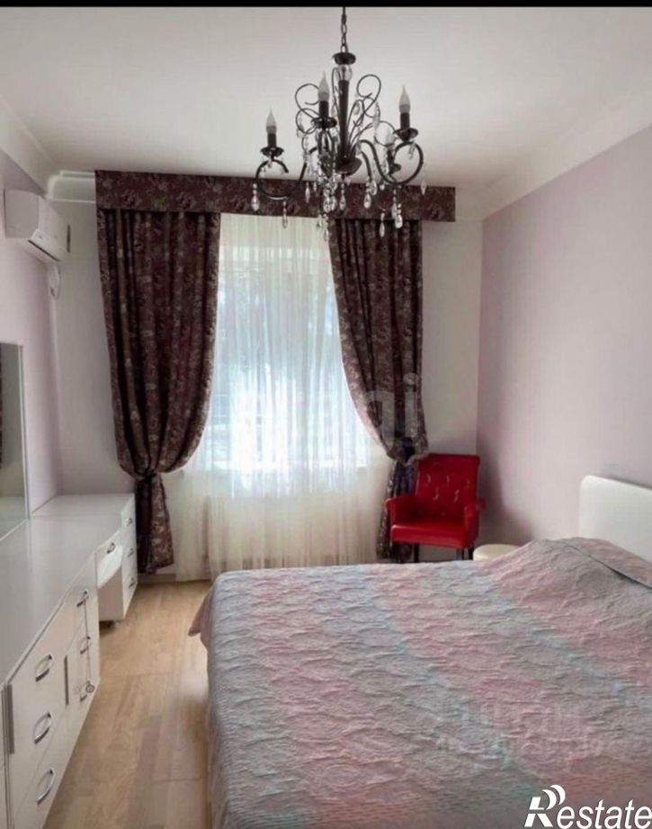 3-комн квартира ул Демышева, 106,  д. 106